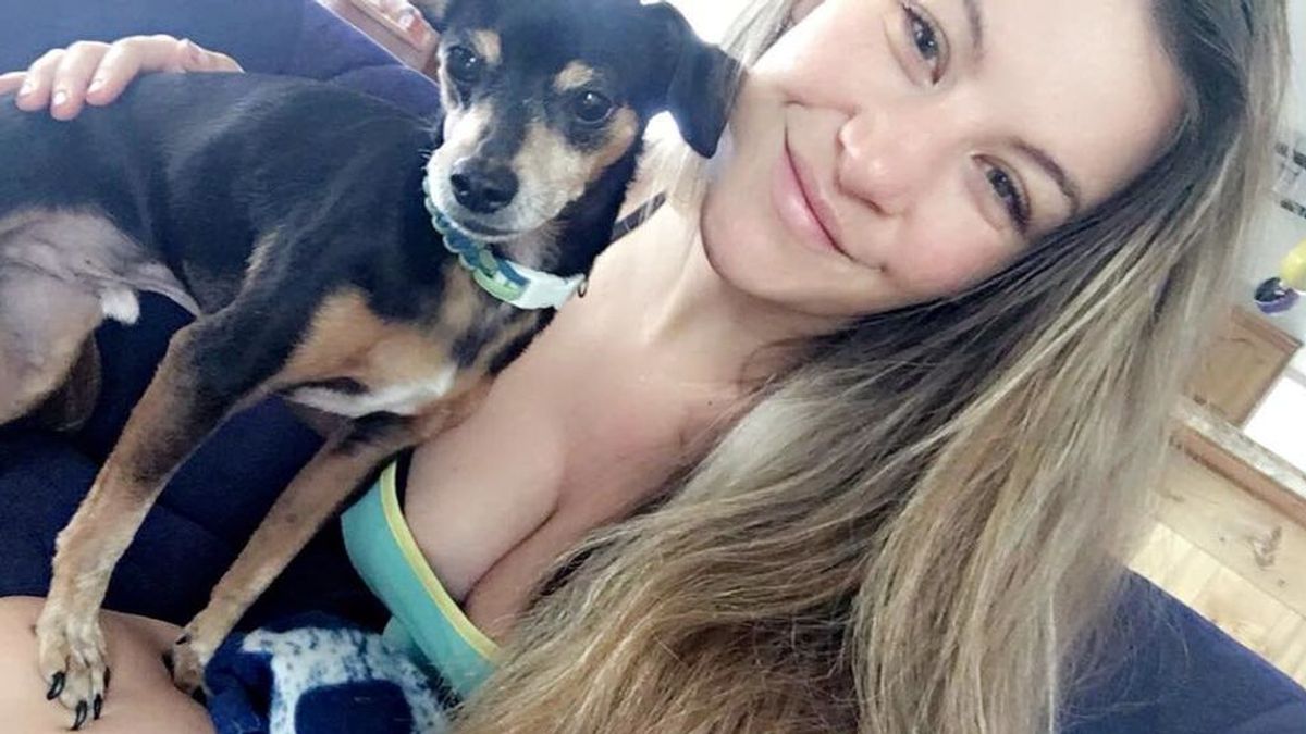 Miesha Tate, ex campeona de lucha y embarazada de 7 meses, herida al salvar la vida de su cachorro del ataque de otro perro