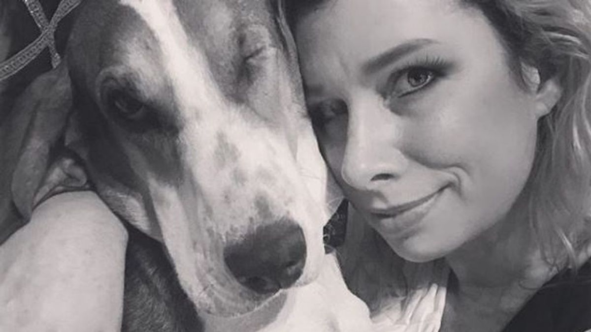 Una perra rescatada salva la vida de su dueña tras detectarle un cáncer de piel