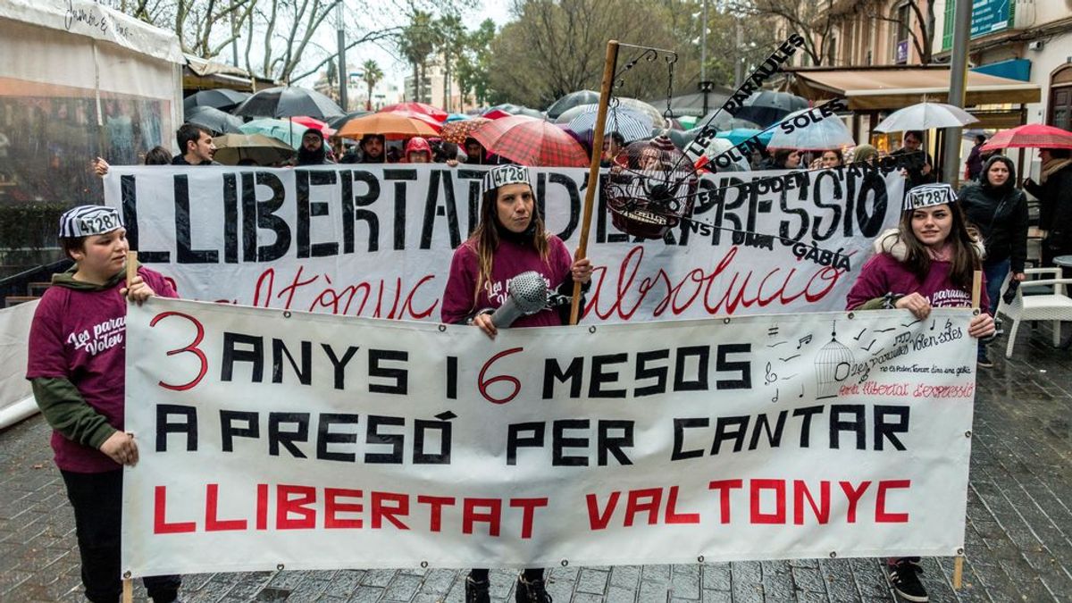 Más de 500 personas se manifiestan en Palma para pedir la absolución de Valtonyc