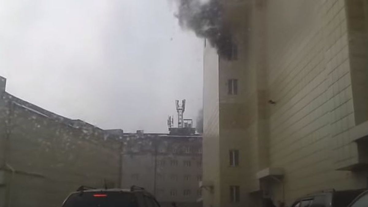Cuatro niños muertos y otras diez personas heridas por un incendio en Siberia