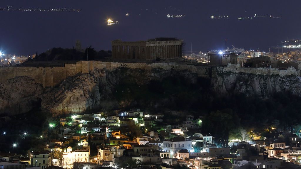 París, Atenas y Londres apagan sus luces en la Hora del Planeta