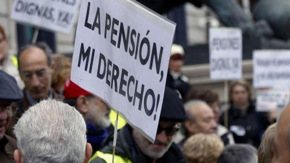 Las pensiones mínimas y de viudedad subirán un 2%, según el acuerdo para los PGE