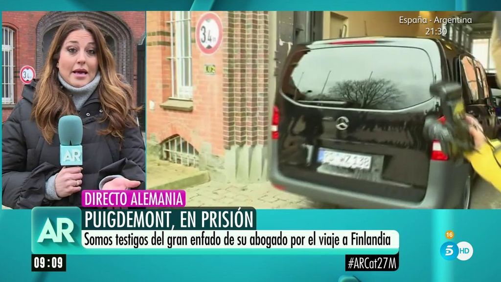 "¡Ese viaje ha sido un error!": el enfado del abogado de Puigdemont en Alemania