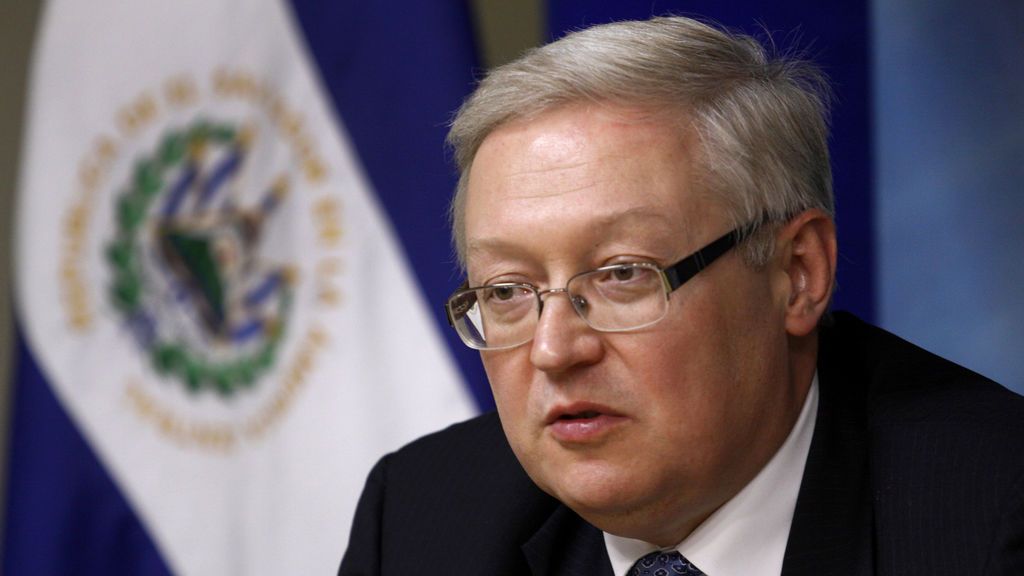Rusia promete una respuesta "severa" a la expulsión de funcionarios rusos en EEUU