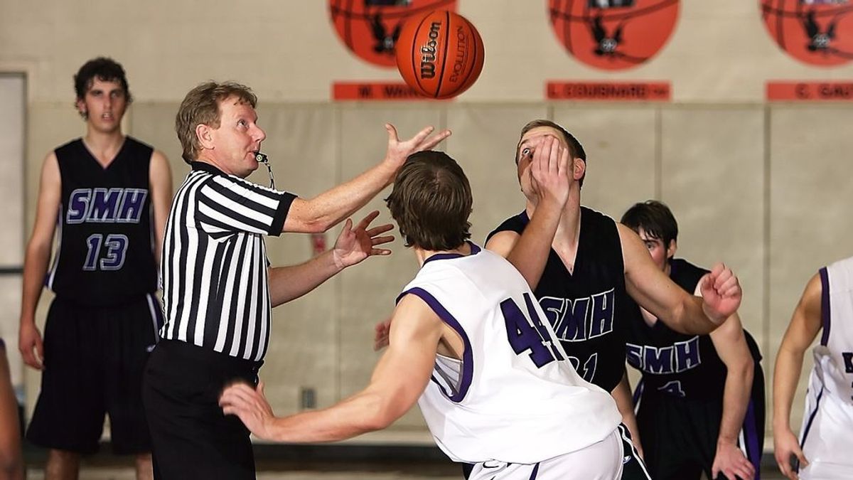 Eliminar el triple o prohibir la defensa en zona: las nuevas reglas del baloncesto base en EEUU Eliminar el triple o prohibir la defensa en zona: las nuevas reglas del baloncesto base en EEUU