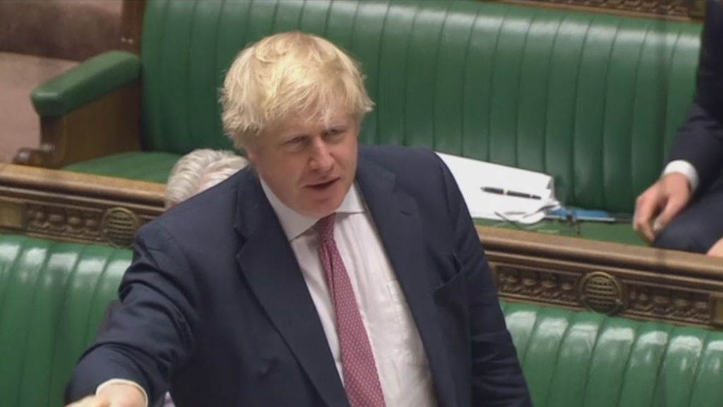 El ministro de exteriores británico es reprendido por referirse a una parlamentaria en términos machistas