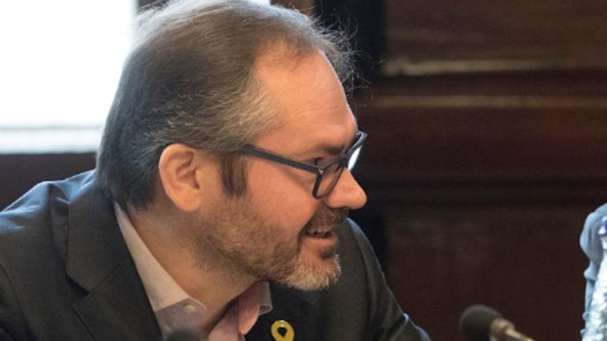 JxCat sobre la investidura: "Cualquier solución que no sea Puigdemont será provisional"
