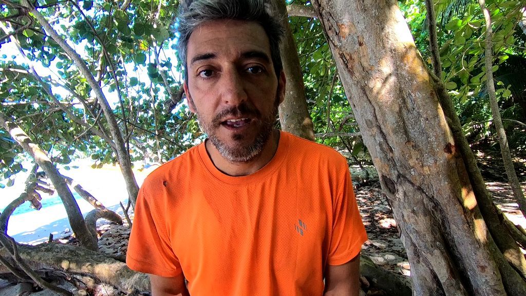 Fernando, en el 'Diario de los habitantes perdidos': preocupado, pide “ánimo” a sus seguidores debido a una contractura