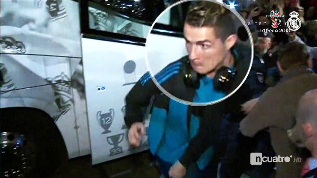 Locura con Cristiano Ronaldo en el hotel de concentración del Madrid en Turín