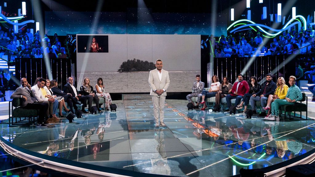Jorge Javier Vázquez, en el plató de 'Supervivientes 2018' durante la primera gala del concurso.