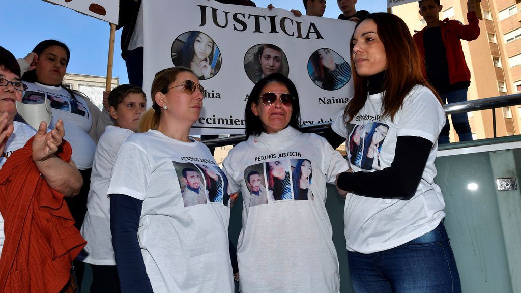 Las familias de las víctimas del incendio provocado en Almería piden que se enfurezca la Ley del Menor