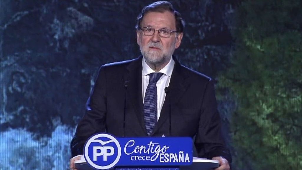 Rajoy carga contra Ciudadanos y señala a los "inexpertos lenguaraces" que no gobiernan