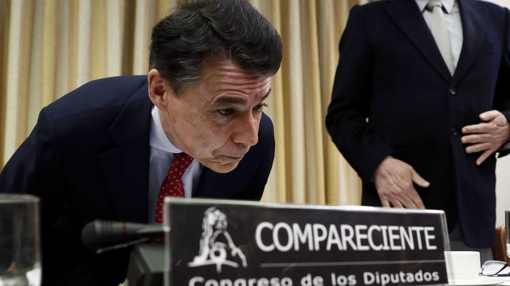 González, solo en el Congreso