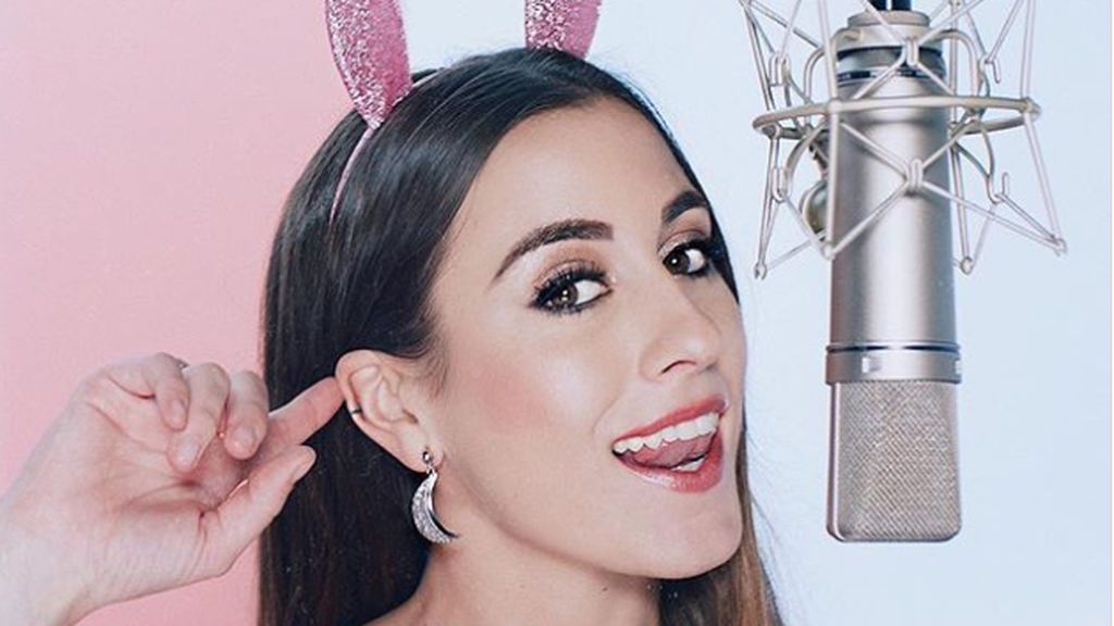 Paula Gonu lo tiene todo: la 'Persona guapa' ahora también canta... ¡y arrasa!