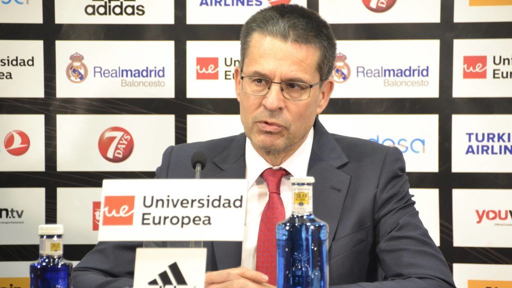 Pedro Martínez (Baskonia), elegido mejor entrenador del mes de marzo de la Liga Endesa-Trofeo AEEB