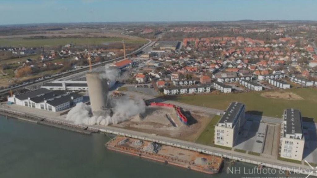 La demolición de un silo en Dinamarca roza la tragedia