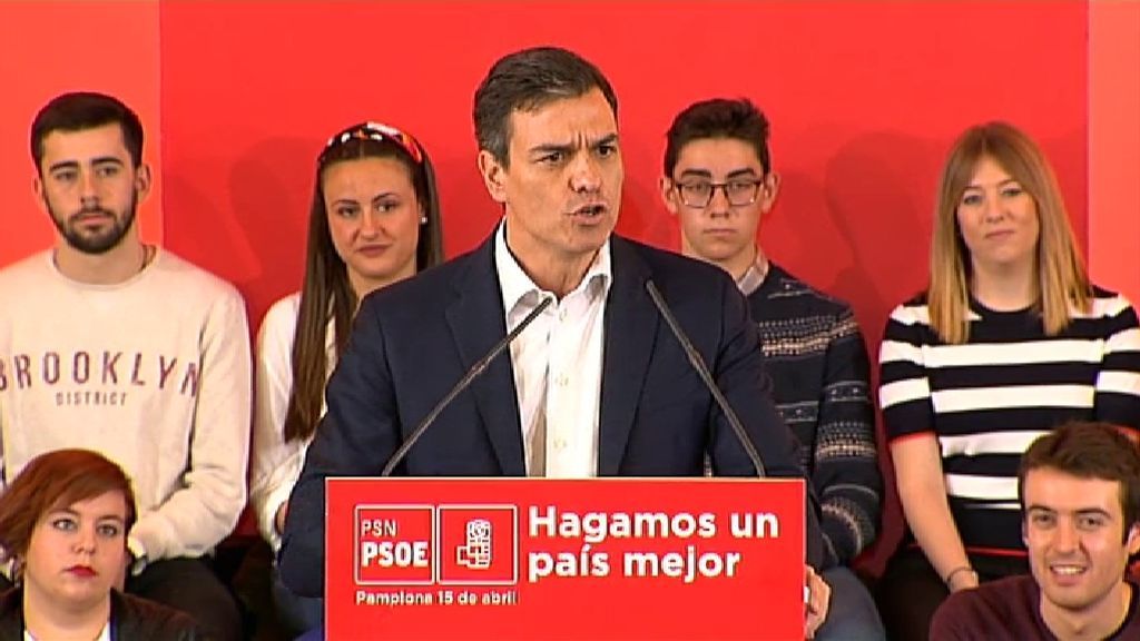 Sánchez advierte a Rivera: "O está en la vía de Gabilondo o con la corrupción del PP"