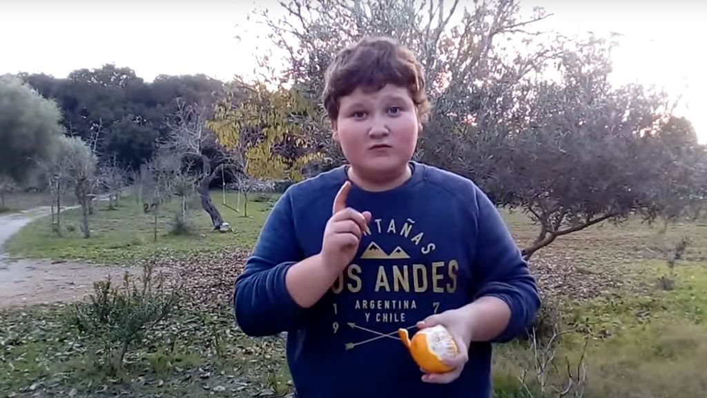 Miquel Montoro, el niño de 12 años que sufrío bullying y ahora arrasa en Youtube