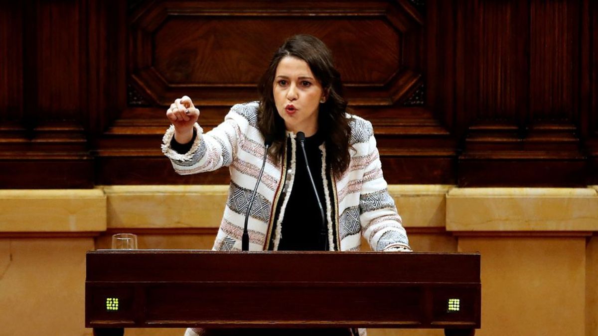 Inés Arrimadas, durante su intervención en el Parlament de Catalunya el 24 de marzo de 2018.