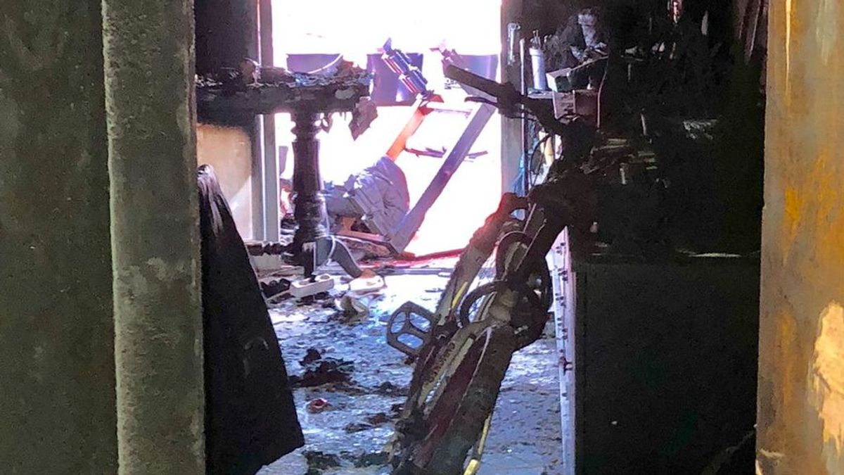 Un herido grave por quemaduras en el incendio de una vivienda en Alcorcón