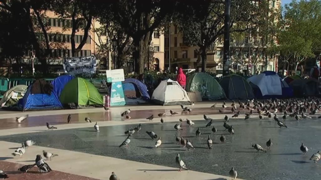 La acampada en la barcelonesa Plaza de Cataluña podría vivir sus últimas horas