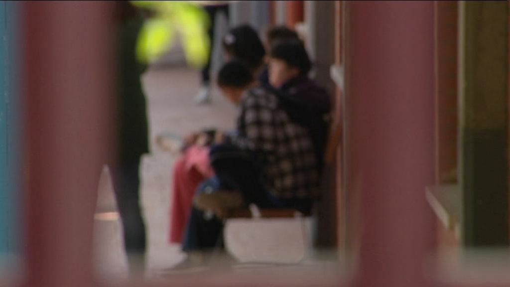 "Te van a pinchar . ¿Te echamos agua por encima?": el maltrato a un niño con autismo en un colegio de Getafe