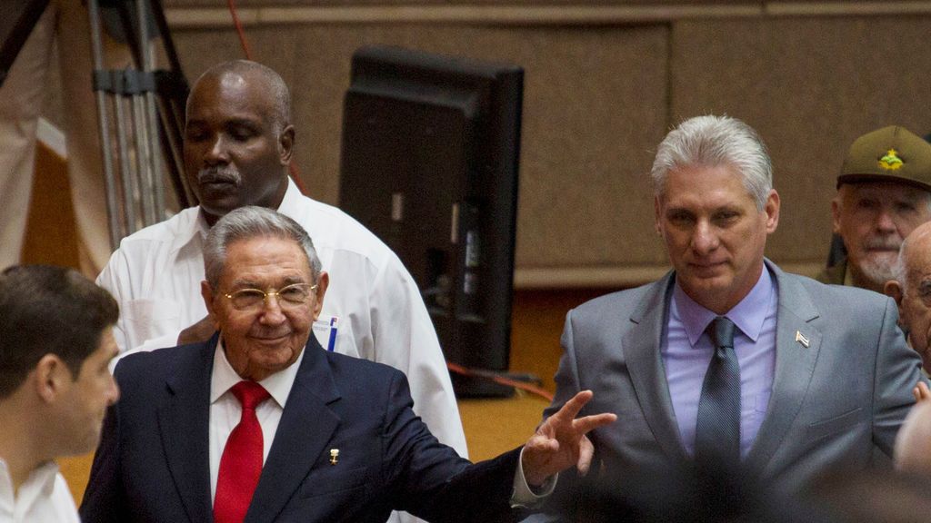 Cuba, el largo liderazgo de los Castro llega a su fin 60 años después