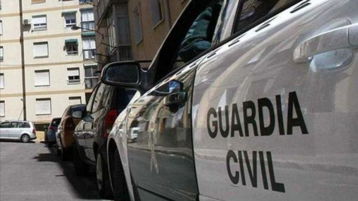 Detenidas por robar a ancianos en la calle con la 'técnica del abrazo' en Madrid