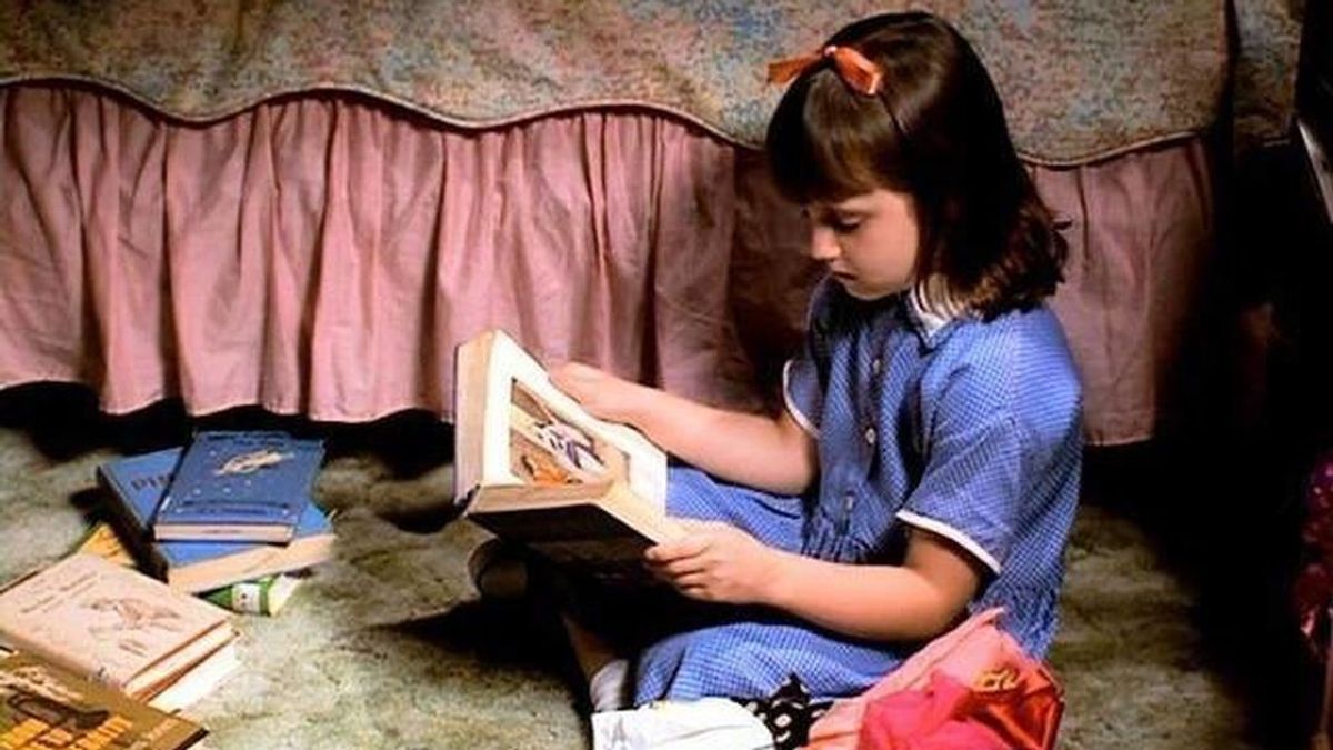 Descubre cómo acercar a los más pequeños a la lectura en cinco breves pasos
