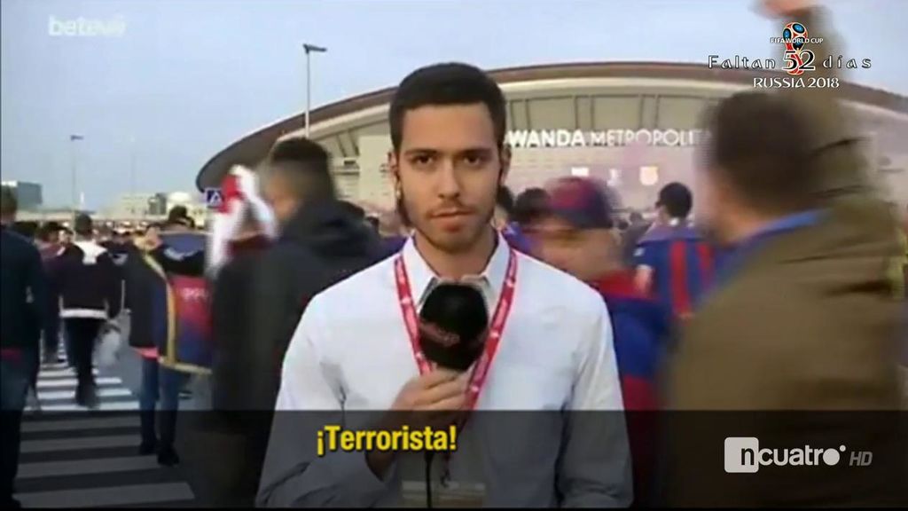 Un periodista es agredido e insultado por algunos aficionados del Barça en los alrededores del Metropolitano