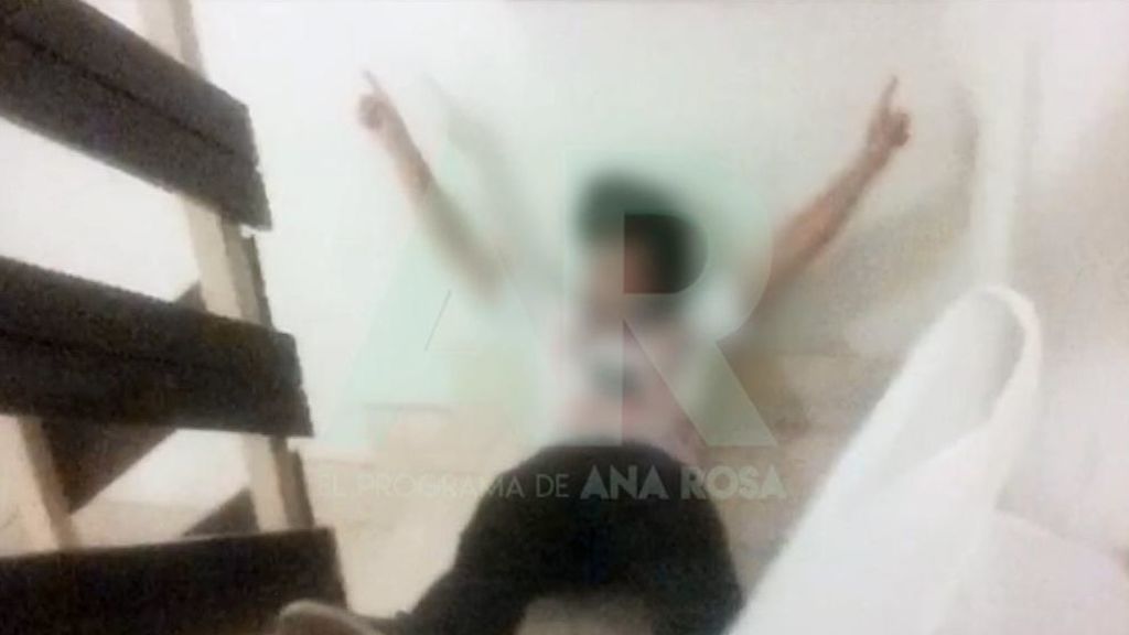 Imágenes inéditas de la Manada tras la presunta violación en Pamplona