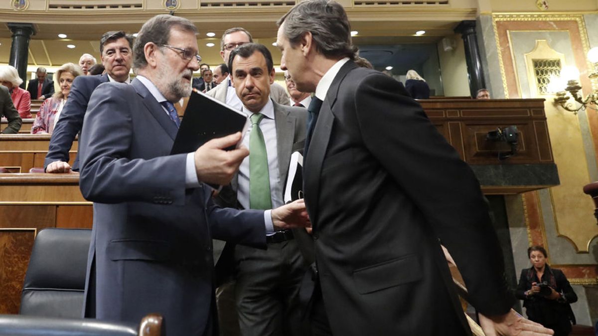 'Génova' cree que Cifuentes debe dejar también la Presidencia del PP de Madrid