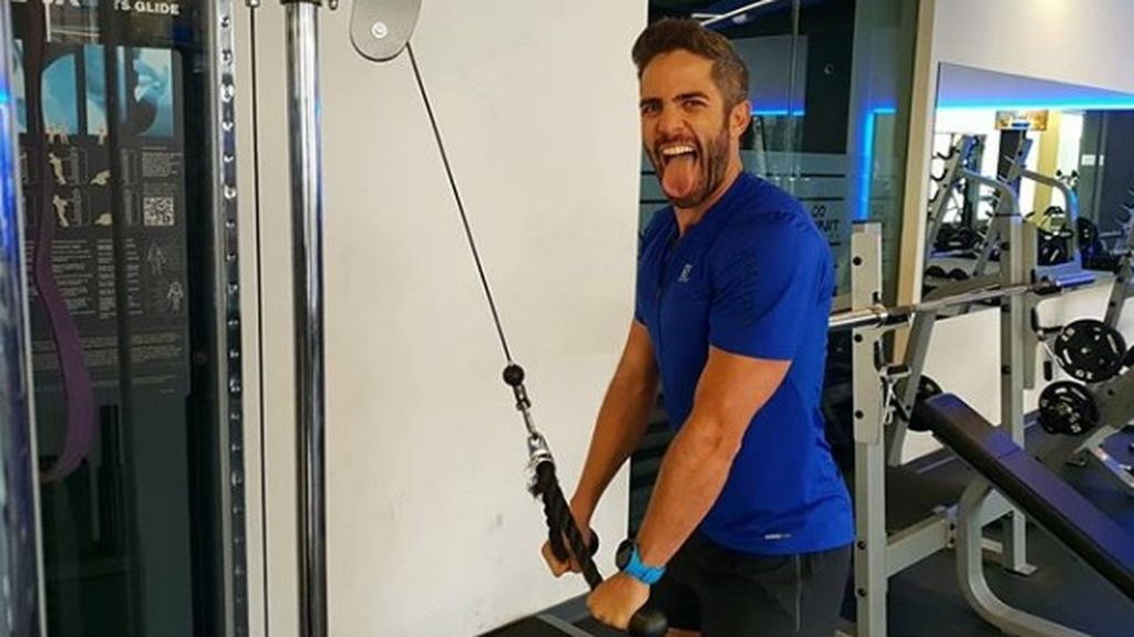 Roberto Leal se quita la camiseta y siento que bailo por primera vez