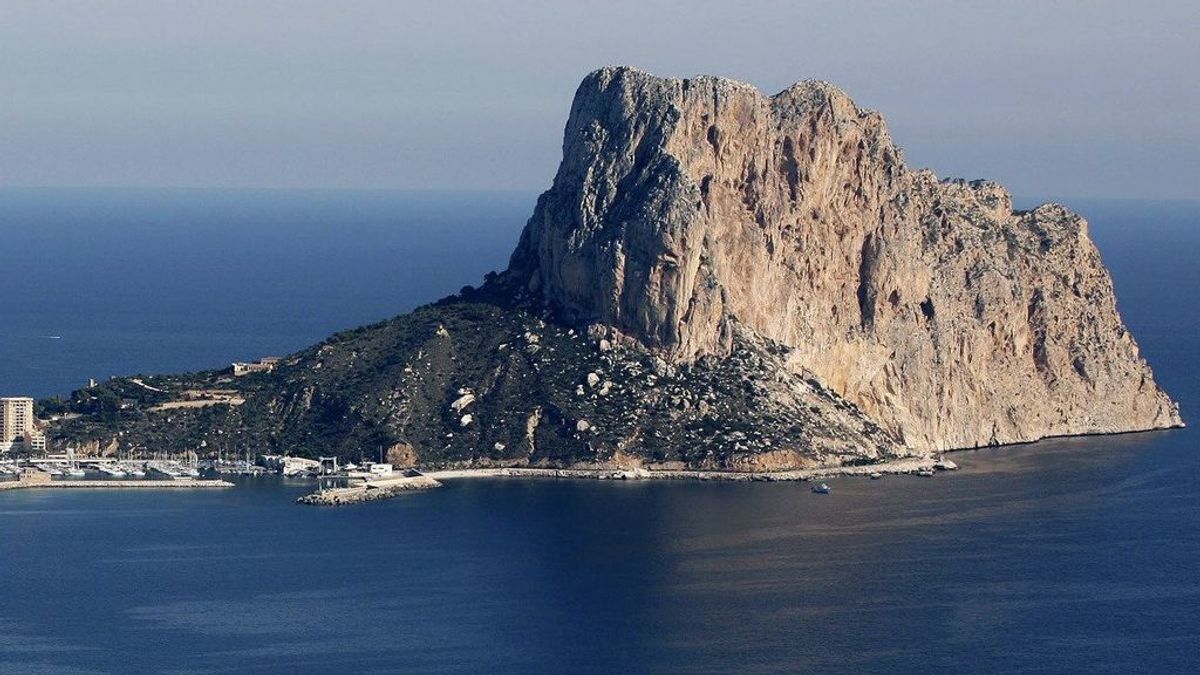 Un hombre de 50 años fallece tras caer desde la cima del Peñón de Ifach en Calpe