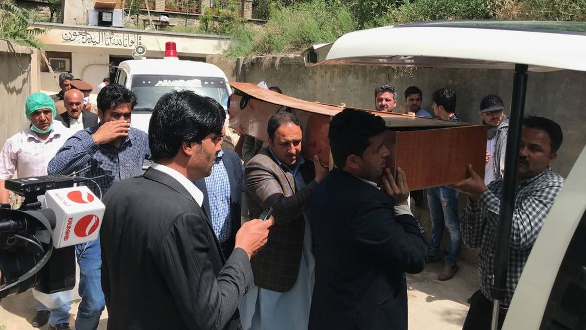 Mueren once civiles en un atentado suicida contra un convoy de la OTAN en Afganistán