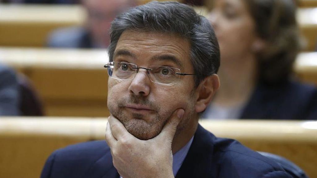 Catalá insiste contra juez del voto particular a La Manada