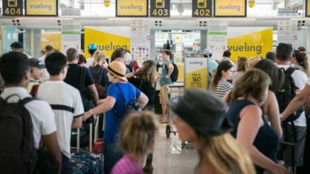Vueling cancela 222 vuelos para este jueves y viernes por la huelga de pilotos