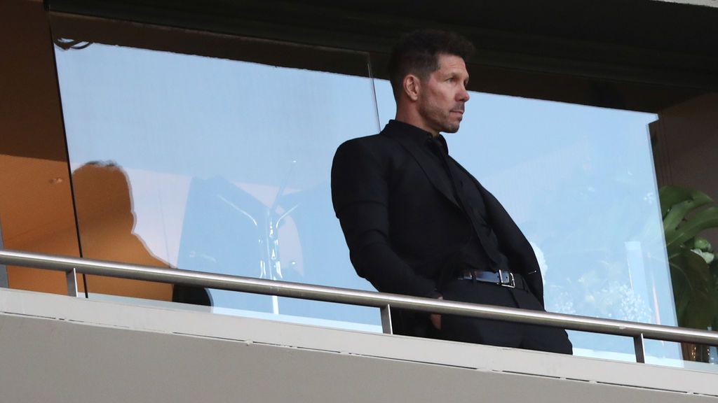 La UEFA sanciona con cuatro partidos a Simeone por su expulsión ante el Arsenal