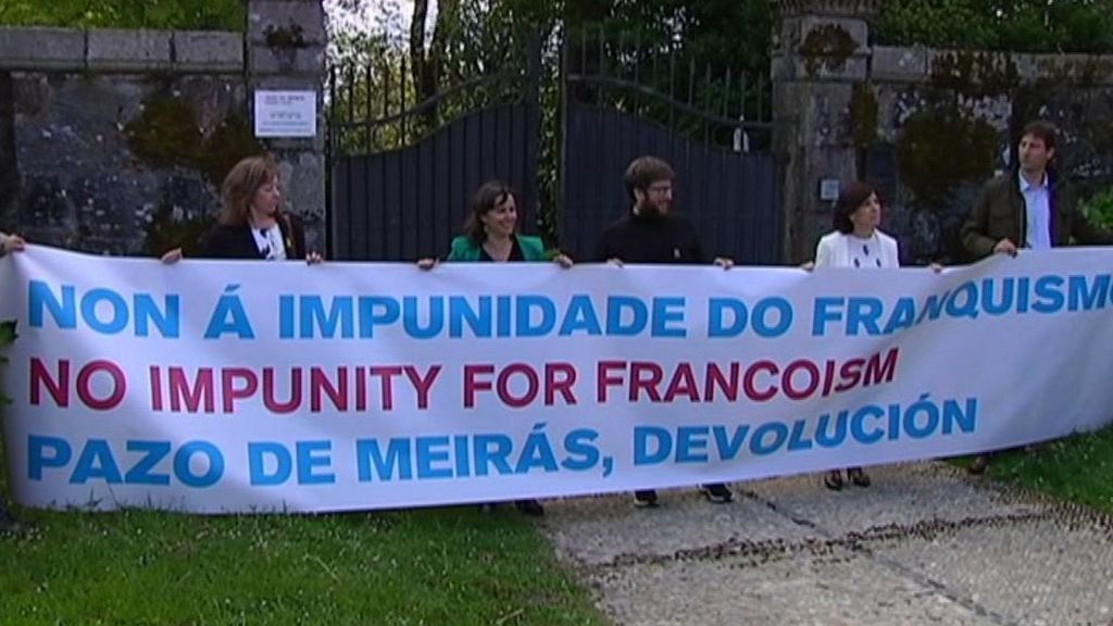 Varios eurodiputados visitan Meirás y piden la devolución del pazo