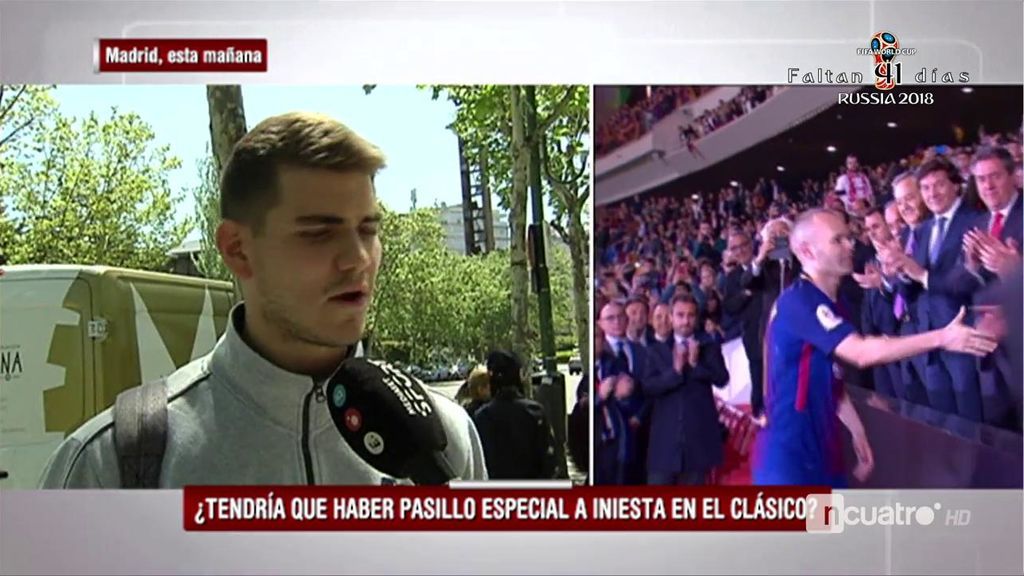 La calle opina: ¿Debería haber pasillo a Andrés Iniesta en el clásico?