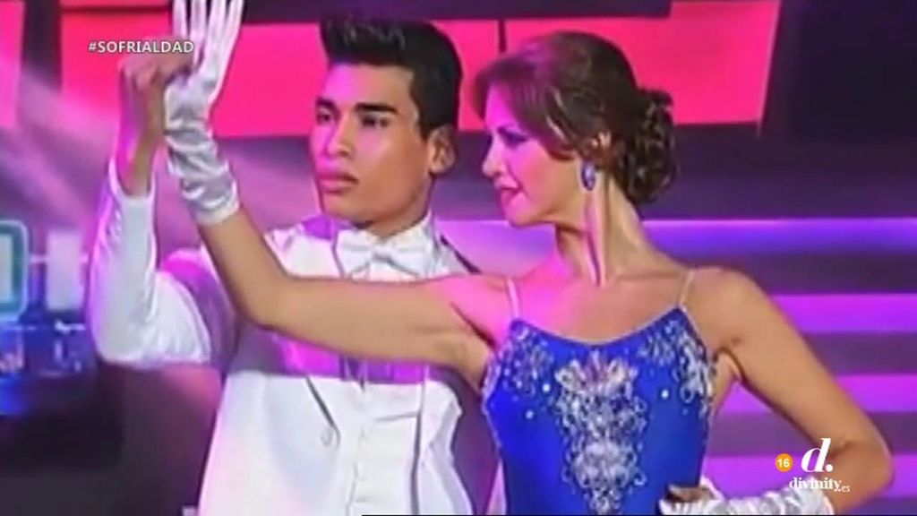 Un bailarín excompañero de María Jesús Ruiz carga contra ella y Gil Silgado por liarla en la televisión panameña