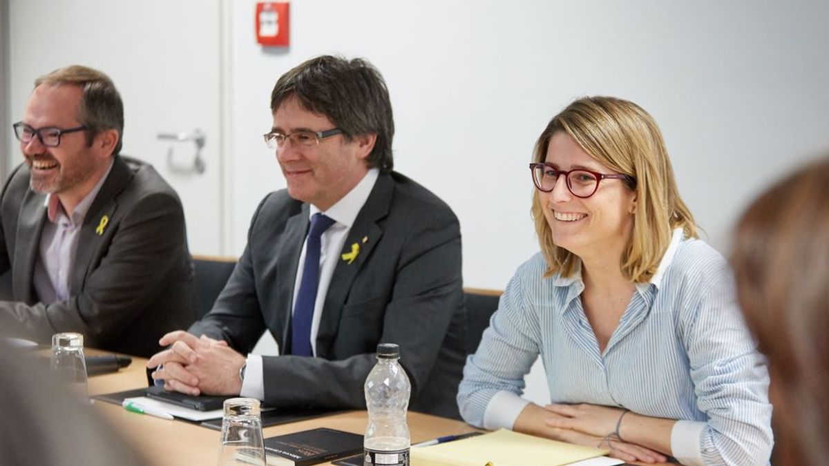 JxCat propone investir a Puigdemont como president antes del 14 de mayo