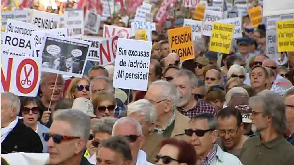 Miles de pensionistas vuelven a las calles de 140 ciudades