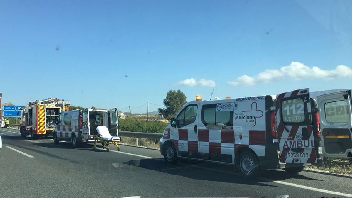 Un choque múltiple deja cinco heridos en la A-30 en Murcia