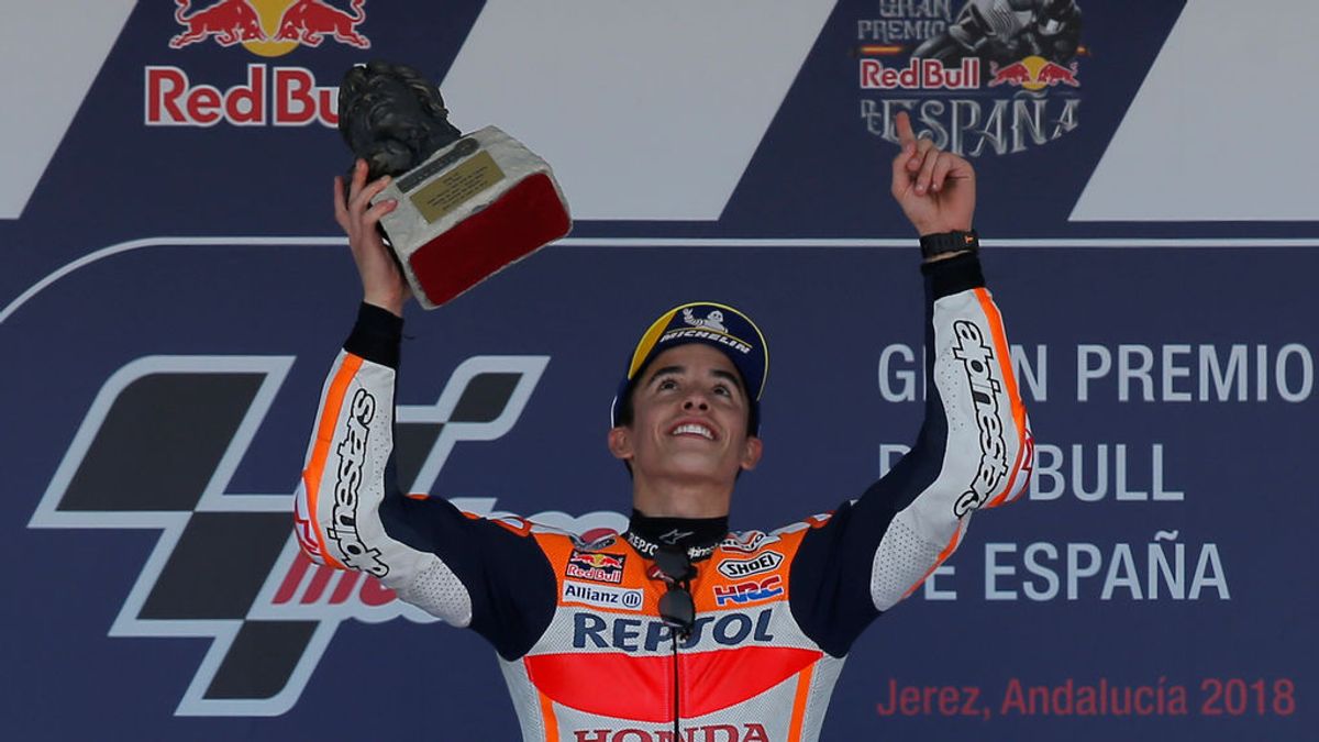 El ‘swish swish’ de Marc Márquez tras conseguir la victoria en el circuito de Jerez El ‘swish swish’ de Marc Márquez tras conseguir la victoria en el circuito de Jerez