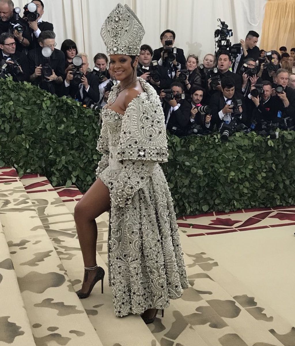 Photo : Alexandre Arnault, Deepika Padukone, Alicia Vikander