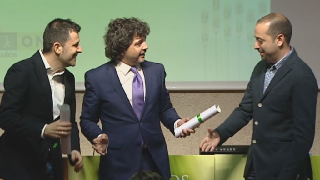 Agustín Pérez Blanco y Eduardo Payán Moreno, premios Tiflos de Periodismo de la ONCE