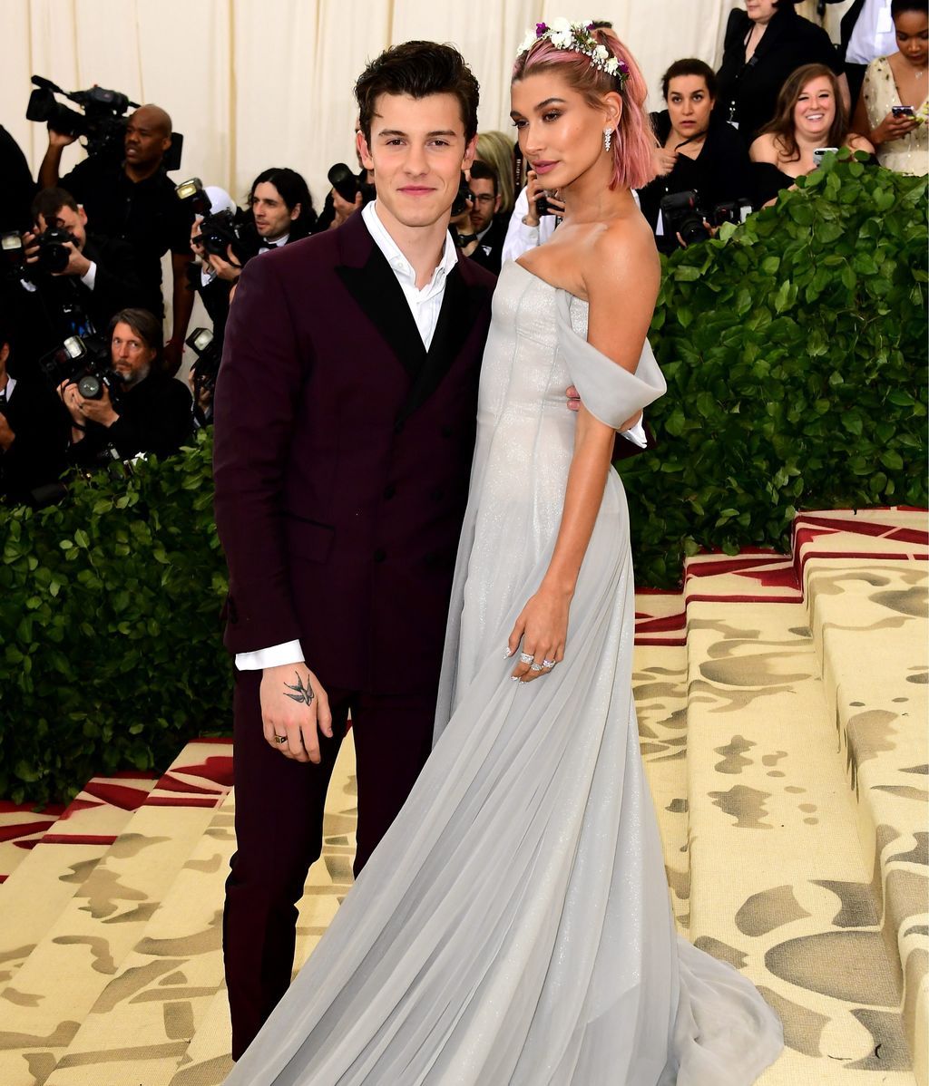 Confirmado Hailey Baldwin Y Shawn Mendes Son Pareja Y Lo