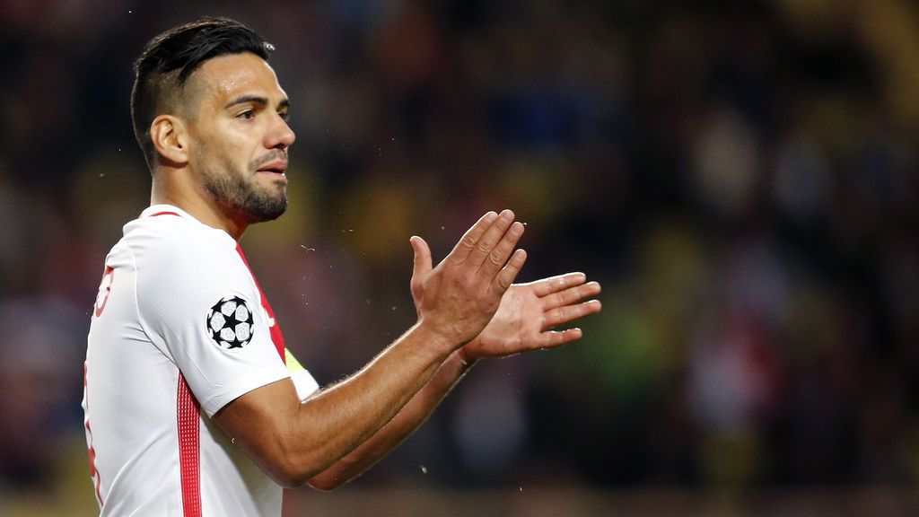 La desconcertante foto del Sevilla en redes: publica una imagen de Falcao y la borra los pocos segundos