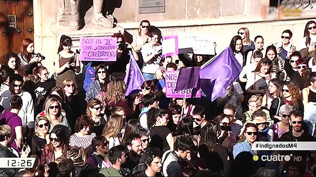 Mujeres penalistas se niegan a ir temporalmente a una comisión donde solo hay hombres